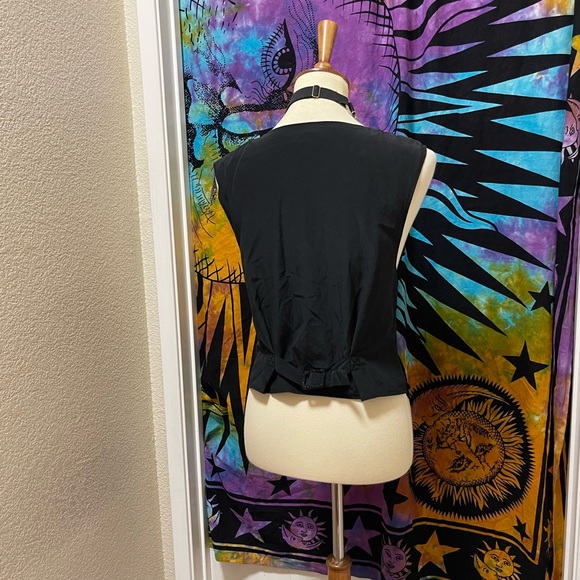 🌈 Crochet lovely Vintage vest - Picture 9 of 13